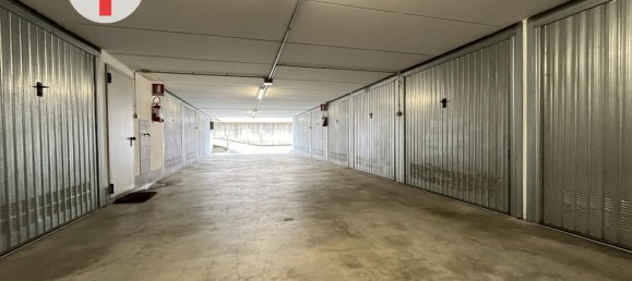 15m² Garage in Rubano, Italy No. 239021 3