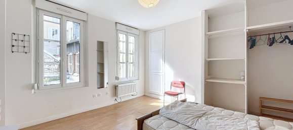 2 bedrooms Apartment in Troyes, France No. 228424 4