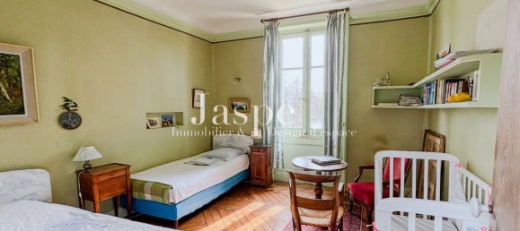 Замки и поместья с 12 спальнями в Сюри-ле-Конталь, Франция № 198310 13