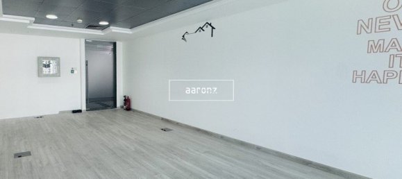 59m² Office in Business Bay, UAE No. 55726 4