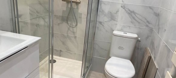 Studio in Versailles, France, Nr. 187345 7