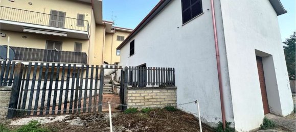 4 bedrooms House in Segni, Italy No. 325499 7