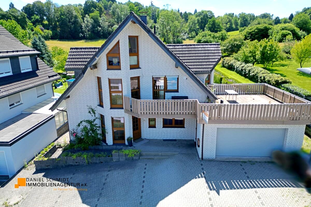 Moradia em banda de 10 divisões em Oberbergischer, Germany N.º 307443