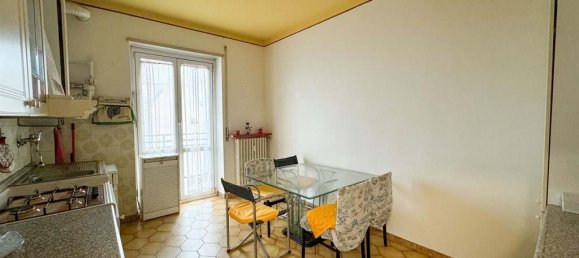 2 غرف نوم شقة في Cinisello Balsamo, Italy رقم 279786 5