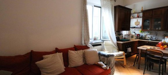 2 rooms Apartment in Genoa, Italy No. 118622 2