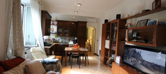 2 rooms Apartment in Genoa, Italy No. 118622 5