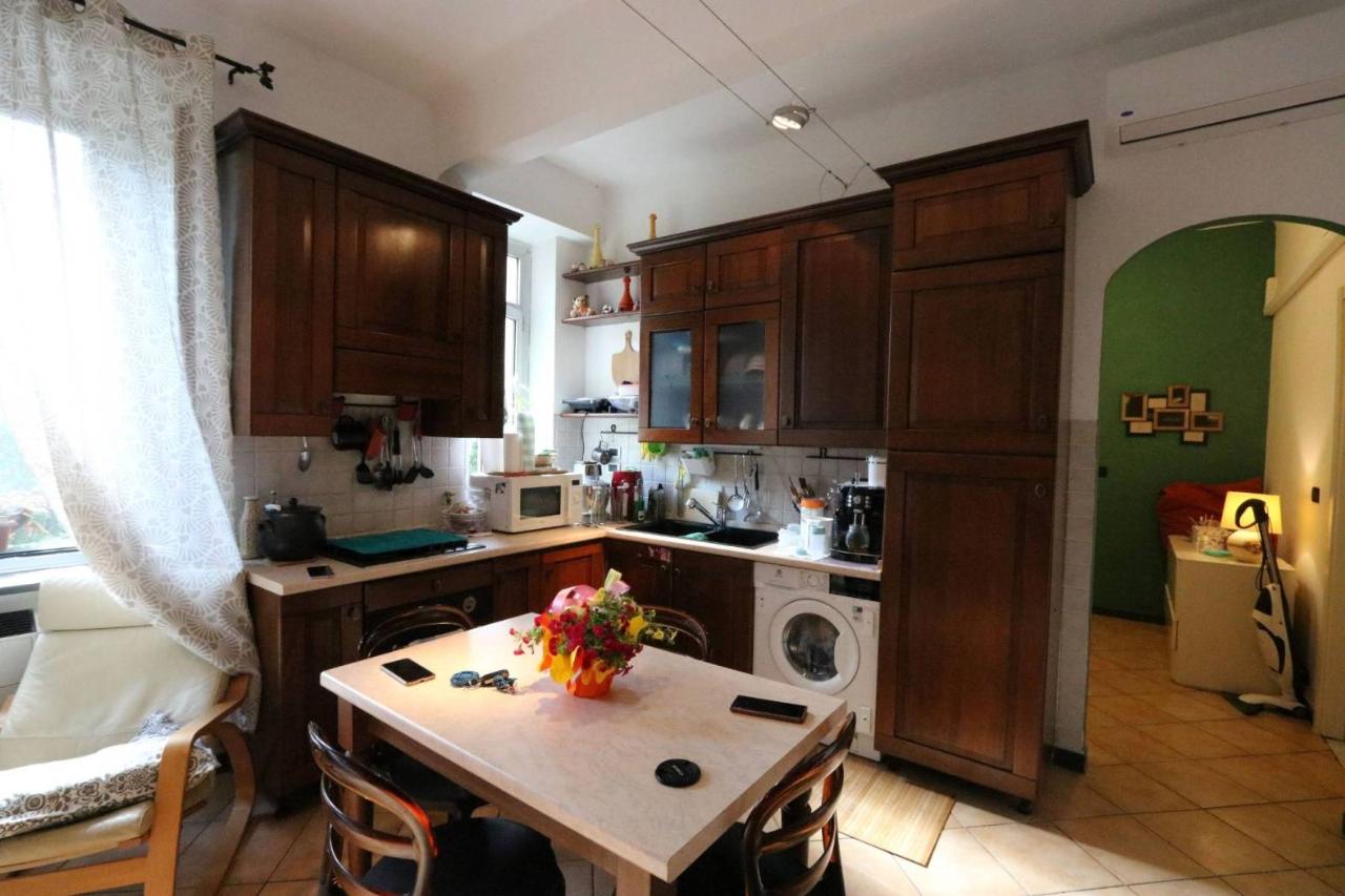 2 rooms Apartment in Genoa, Italy No. 118622