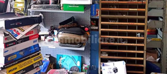 1 room Commercial property in Cosenza, Italy No. 272177 3