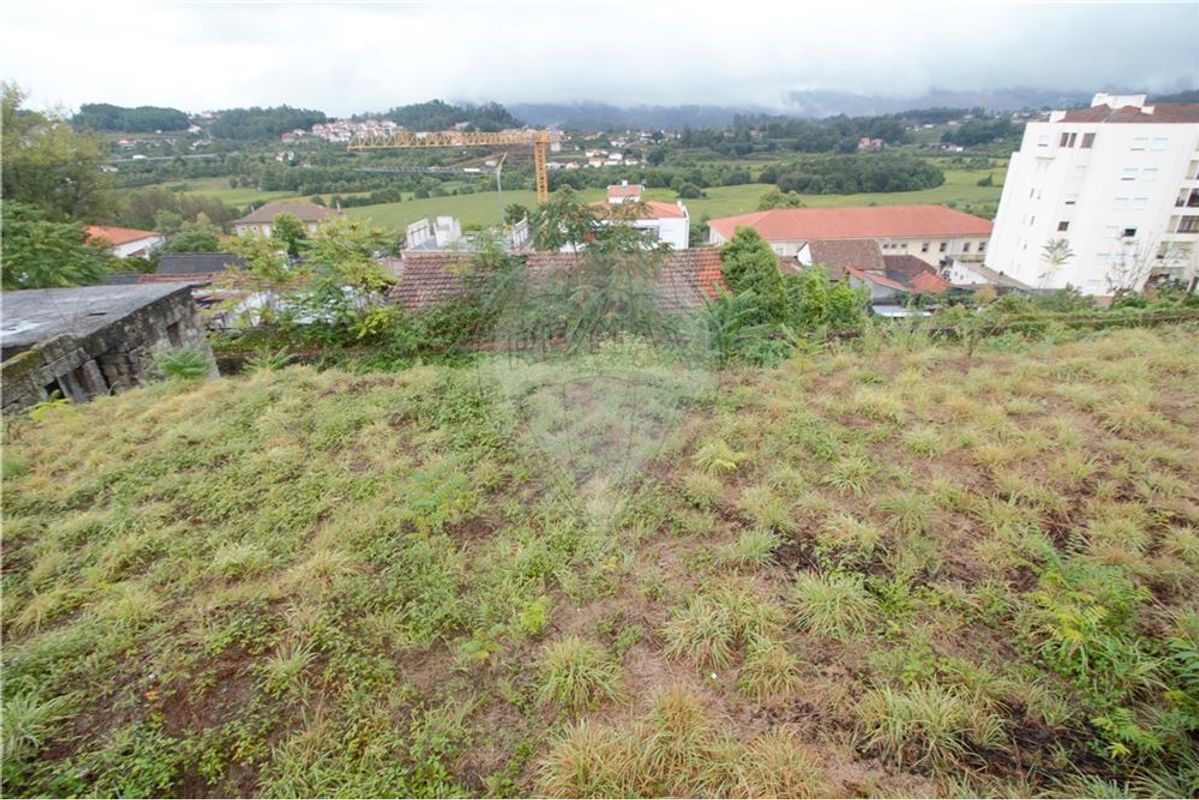 Terrain à Celorico de Basto, Portugal 1800m² No. 53827