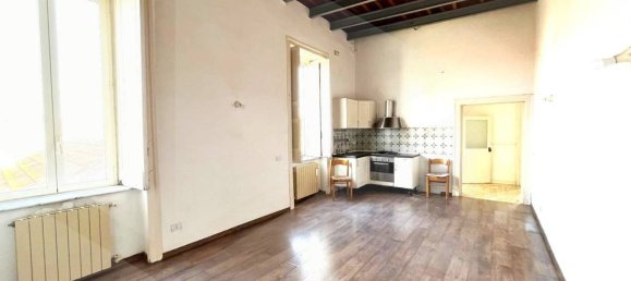 2 rooms Apartment in Naples, Italy No. 17832 5