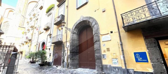 2 rooms Apartment in Naples, Italy No. 17832 23