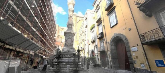 2 rooms Apartment in Naples, Italy No. 17832 24