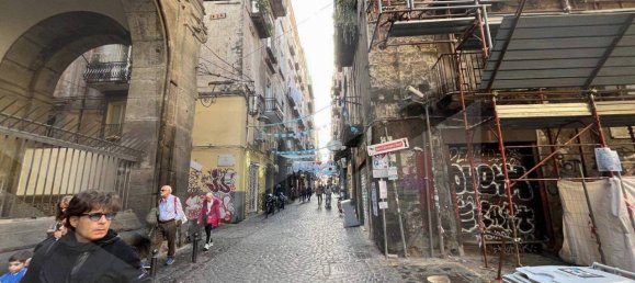 2 rooms Apartment in Naples, Italy No. 17832 27