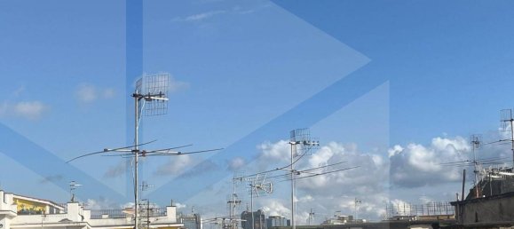 2 rooms Apartment in Naples, Italy No. 17832 8