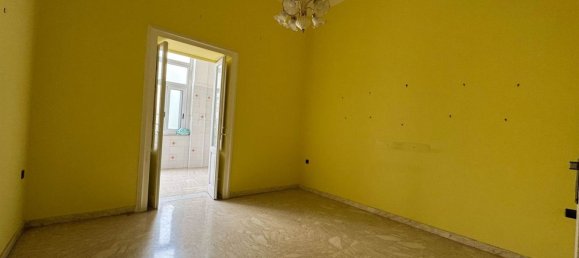Apartamento de 4 habitaciónes en Taranto, Italy No. 284300 6