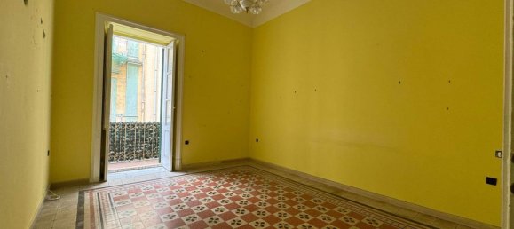 Apartamento de 4 habitaciónes en Taranto, Italy No. 284300 3