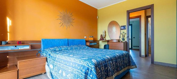 6 rooms House in Rivalta di Torino, Italy No. 40182 6