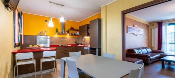 6 rooms House in Rivalta di Torino, Italy No. 40182 57