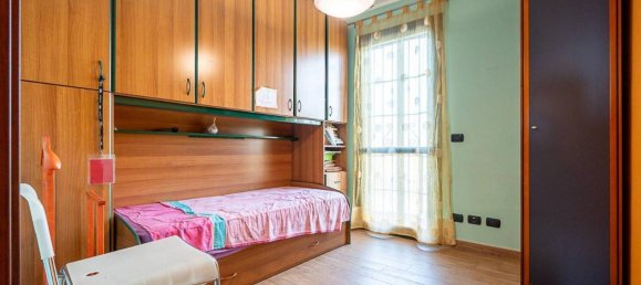 6 rooms House in Rivalta di Torino, Italy No. 40182 52