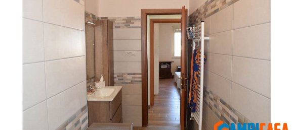 4 Schlafzimmer Wohnung in Palermo, Italy, Nr. 331699 8