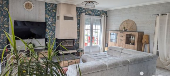 Casa de 3 dormitorios en Sainte-Verge, France No. 307740 3