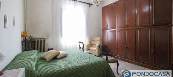 7 rooms House in Pontedera, Italy No. 51892 26