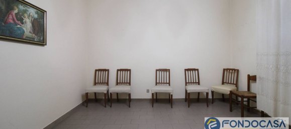 7 rooms House in Pontedera, Italy No. 51892 17