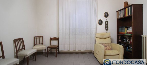 7 rooms House in Pontedera, Italy No. 51892 14