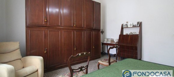 7 rooms House in Pontedera, Italy No. 51892 28