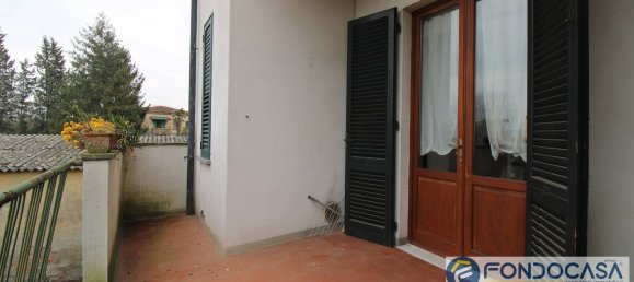 7 rooms House in Pontedera, Italy No. 51892 25