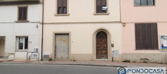 7 rooms House in Pontedera, Italy No. 51892 50