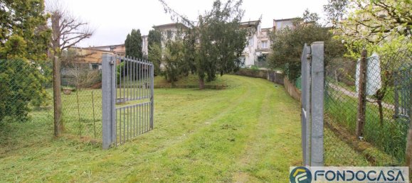 7 rooms House in Pontedera, Italy No. 51892 2