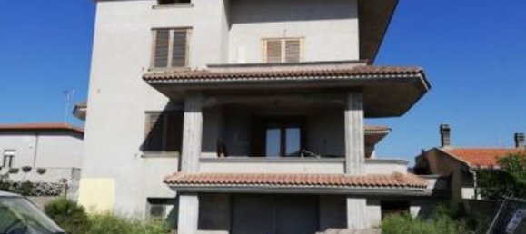 7-Zimmer Wohnung in Olmedo, Italy, Nr. 211207 2