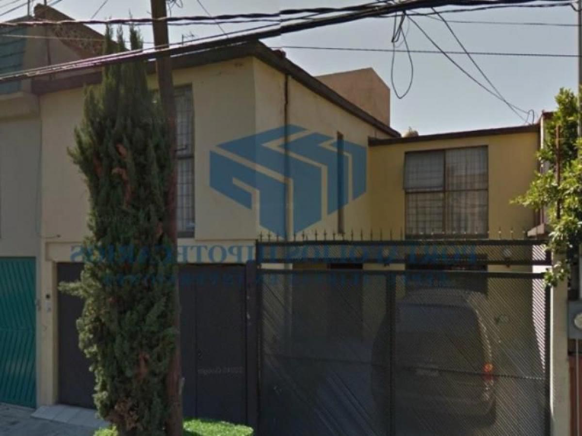 Casa de 5 dormitorios en Mexicali, Mexico No. 190168