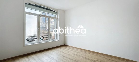 Apartamento de 2 dormitorios en Arras, France No. 220678 4