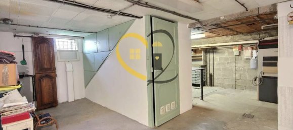 3 chambres Maison à Saint-Germain-du-Puy, France No. 76912 9