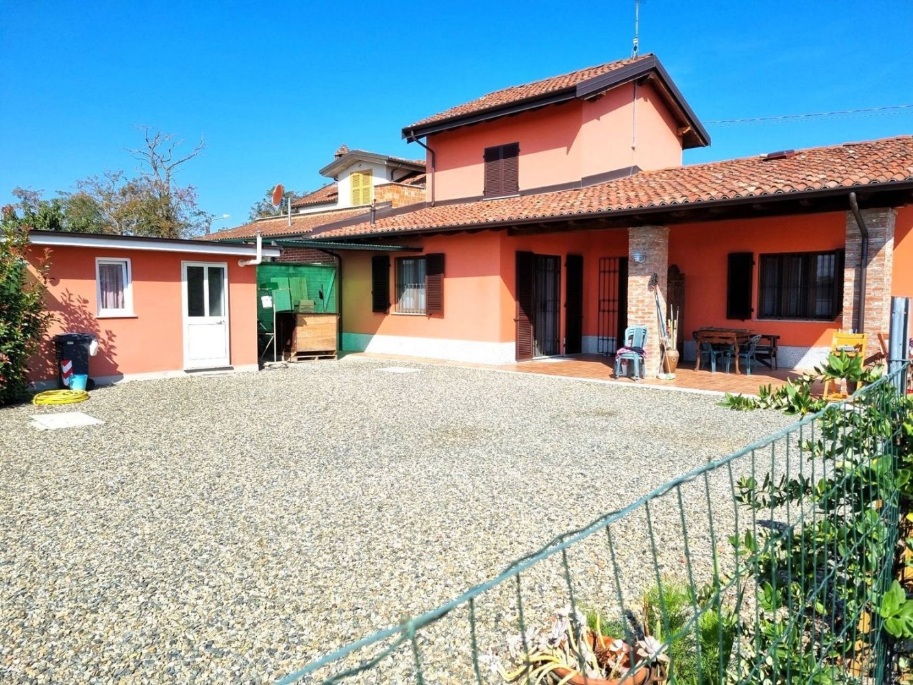5-Zimmer Haus in Alessandria, Italy, Nr. 84819