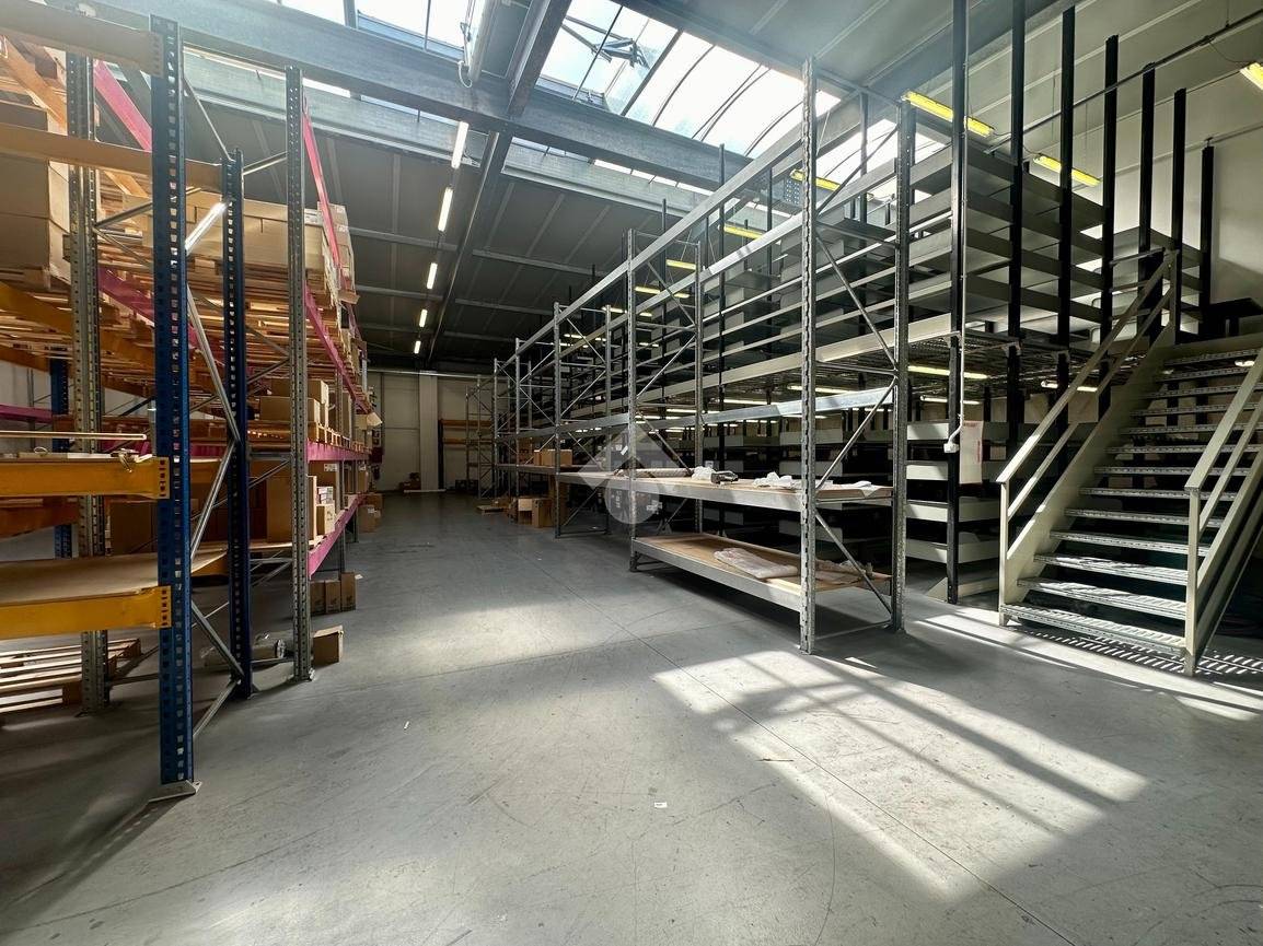 1 room Warehouse in Trento, Italy No. 43531