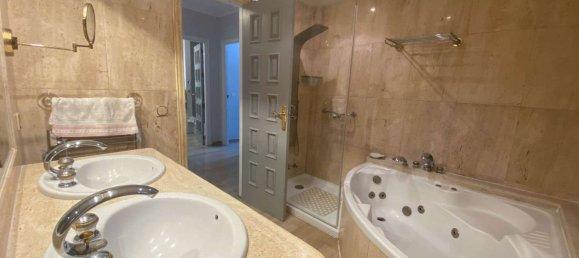 Dúplex de 4 dormitorios en Fuengirola, Spain No. 47638 15