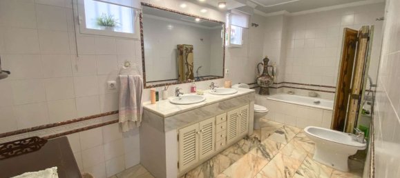 Dúplex de 4 dormitorios en Fuengirola, Spain No. 47638 22