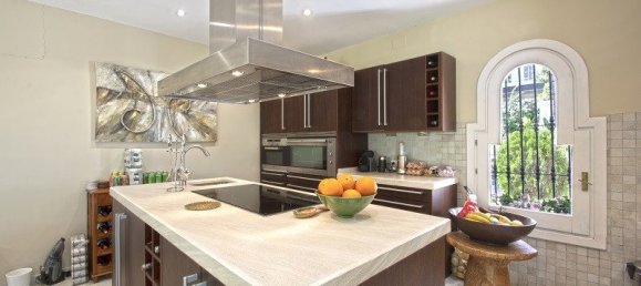 5 bedrooms Villa in Nueva Andalucia, Spain No. 3058 19