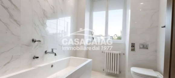 5 bedrooms Villa in Rome, Italy No. 333418 23
