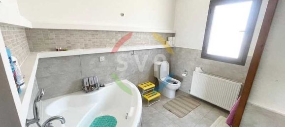 5 bedrooms Villa in Limassol, Cyprus No. 6873 6