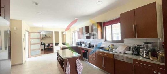 5 bedrooms Villa in Limassol, Cyprus No. 6873 4