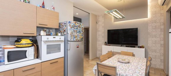 Villa T3 em Camporotondo Etneo, Italy N.º 328200 11