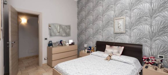 Villa T3 em Camporotondo Etneo, Italy N.º 328200 16