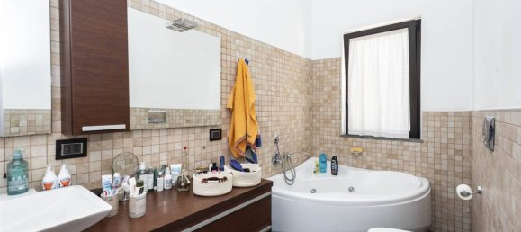 Villa T3 em Camporotondo Etneo, Italy N.º 328200 29