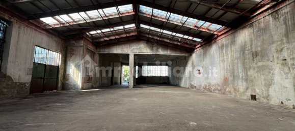 3-salle Entrepôt à Seregno, Italy No. 321541 9