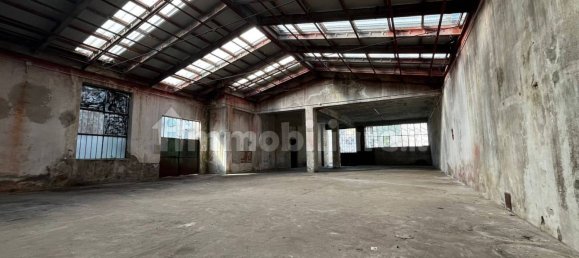 3-salle Entrepôt à Seregno, Italy No. 321541 7