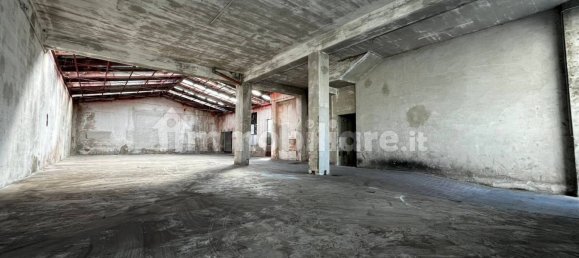 3-salle Entrepôt à Seregno, Italy No. 321541 5